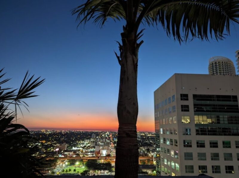 Rosa Sky Rooftop - Sunset Session